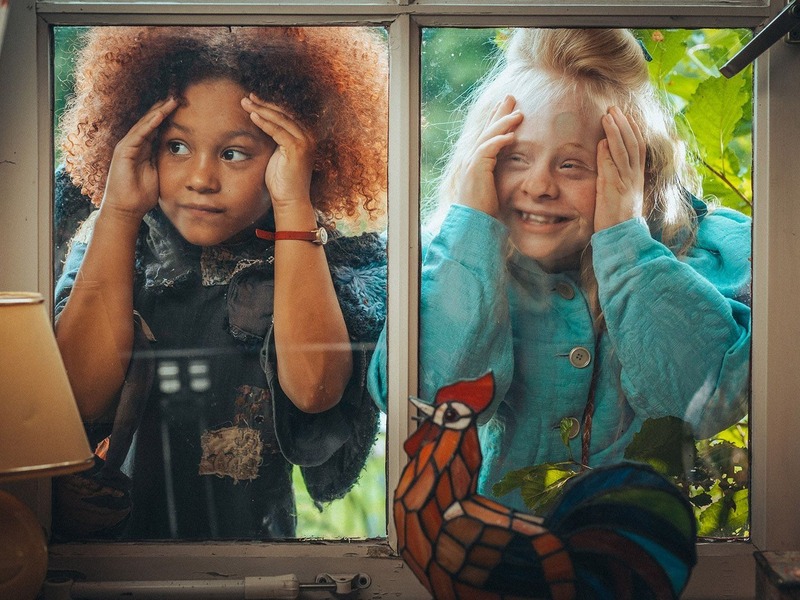 Slika - Slonić u šumi