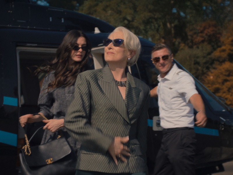 Slika - VRAG NOSI PRADU 2